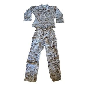Men's Medium Digital Camo 2-Piece Military Outfit Set 32x32 outdoor authentic